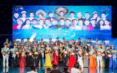 Nhiều sắc màu tại đêm Gala tôn vinh Đại sứ Doanh nhân Nhân ái 2020